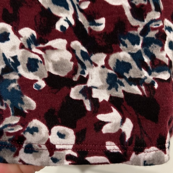 Sz XL Simply Vera Verawang Floral Pullover top - Picture 9 of 11